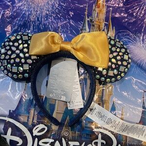 Disney Minnie Mouse Bedazzled Ear Headband